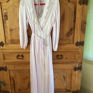 Vintage silky robe